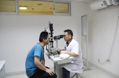 14岁圆锥角膜患者幸运中奖  在我院免费行