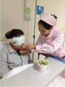 既要治病救人也要温婉动人