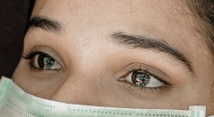 眼泪是如何成为眼睛的一道防线?