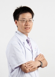 董诺医学博士