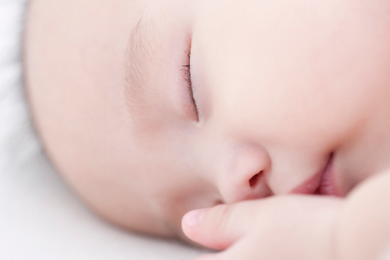 新生儿视网膜病变是什么引起的
