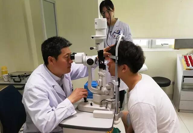 近视手术术后复查