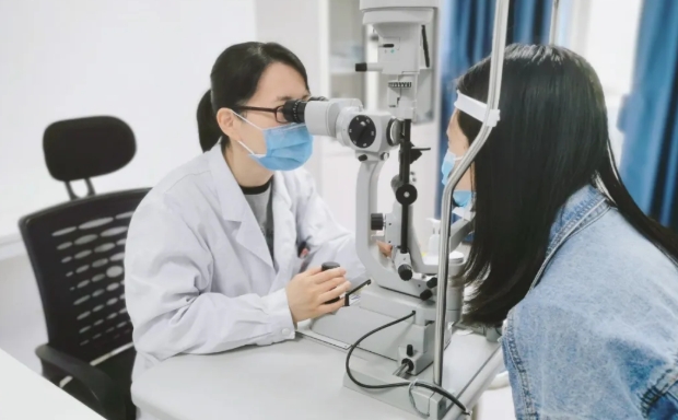 黄维艺主任