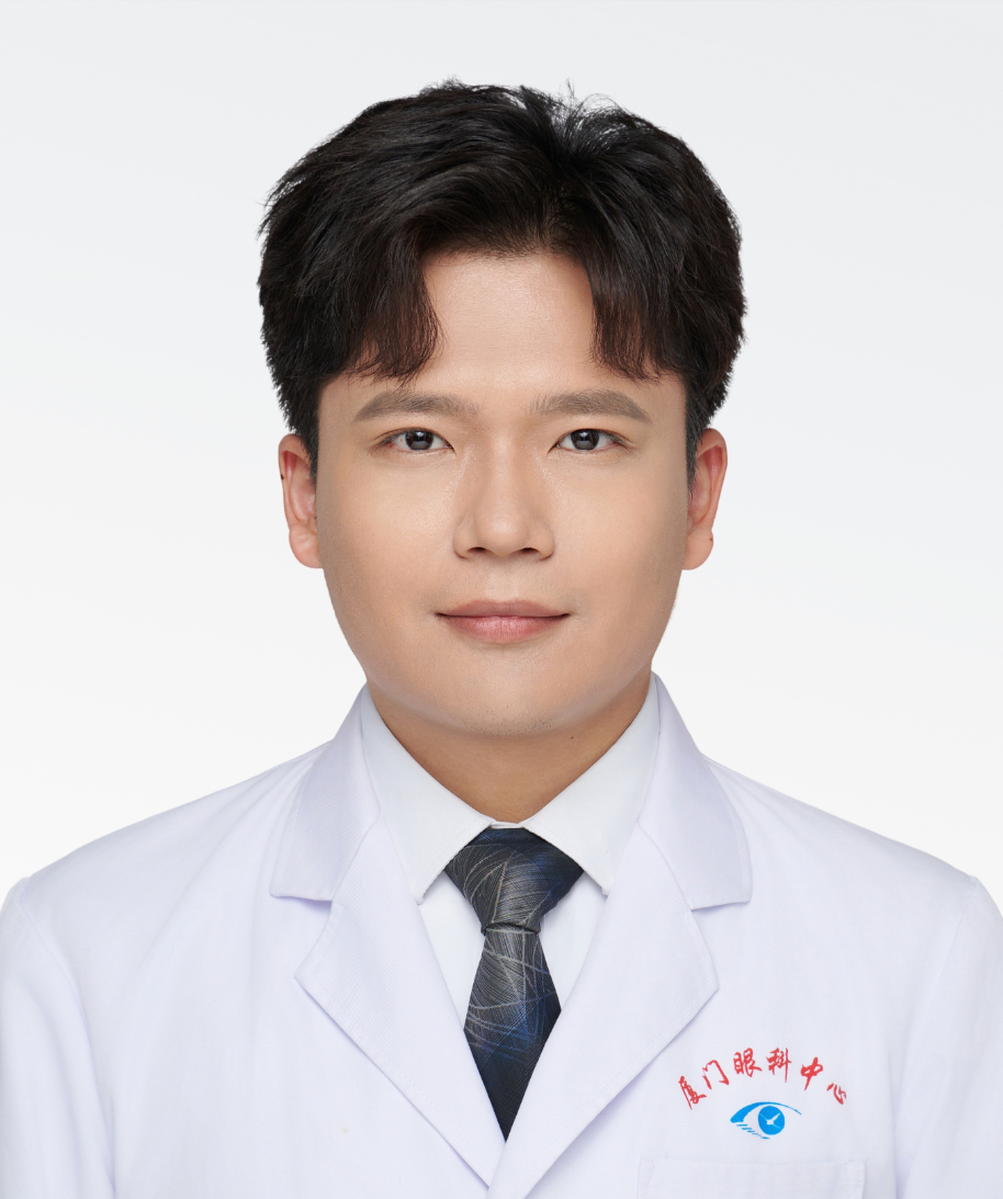 陈育锋眼科学硕士